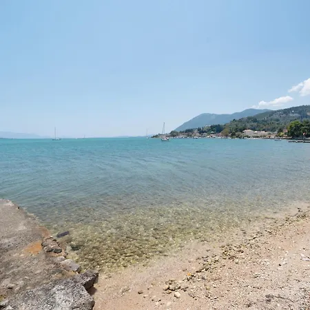 アパート Almyra Residences *